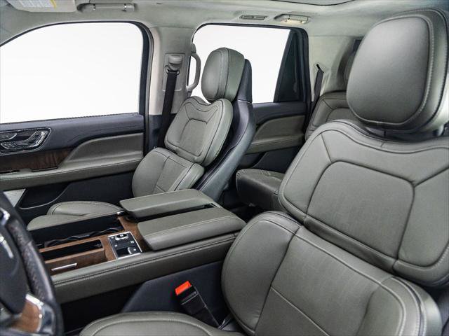 New 2023 Lincoln Navigator L Black Label AWD/4WD image 15