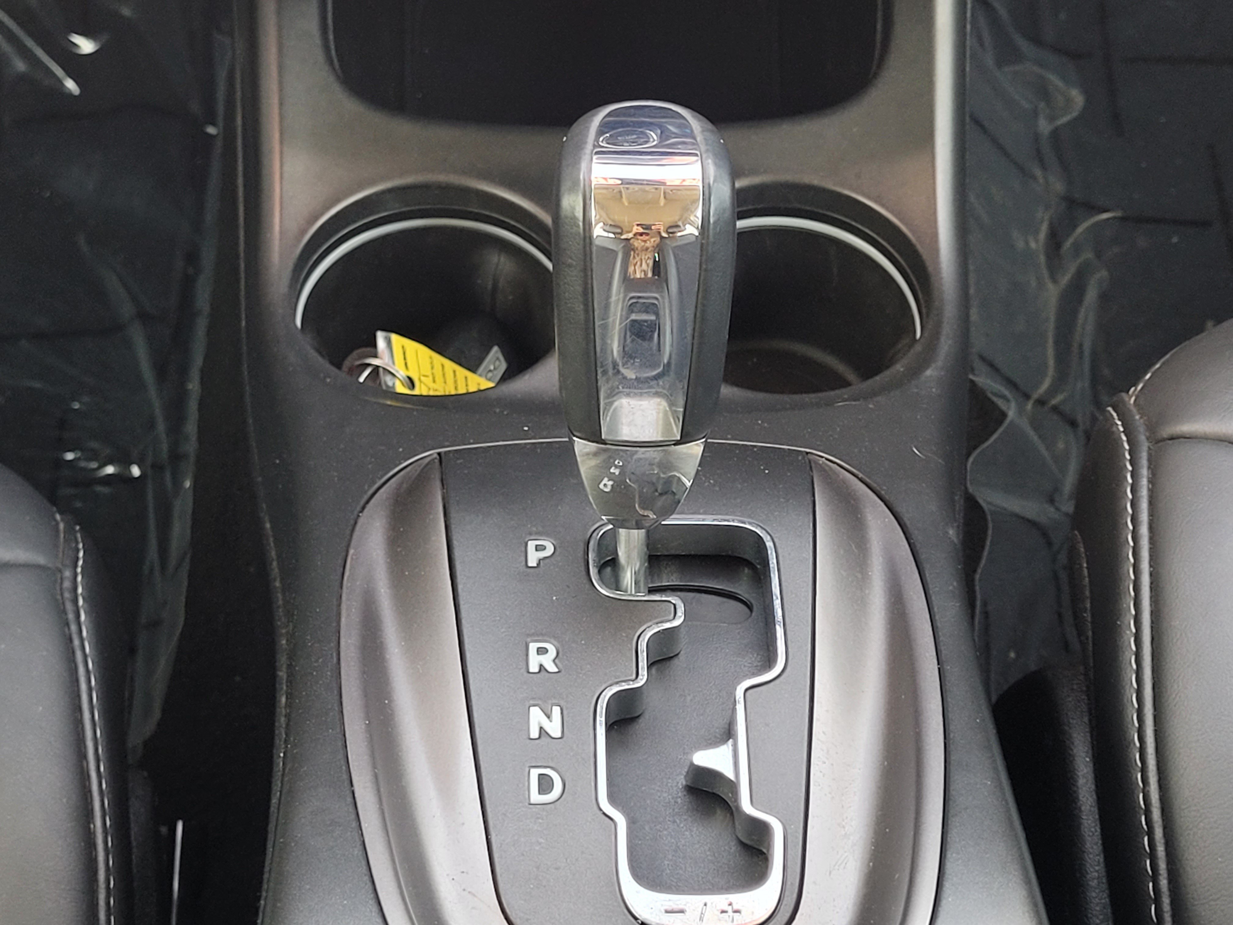 Used 2018 Dodge Journey Crossroad FWD image 17