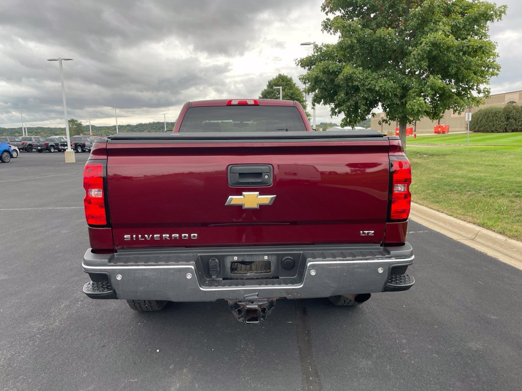 Used 2017 Chevrolet Silverado 2500 LTZ w/ LTZ Plus Package AWD/4WD image 4