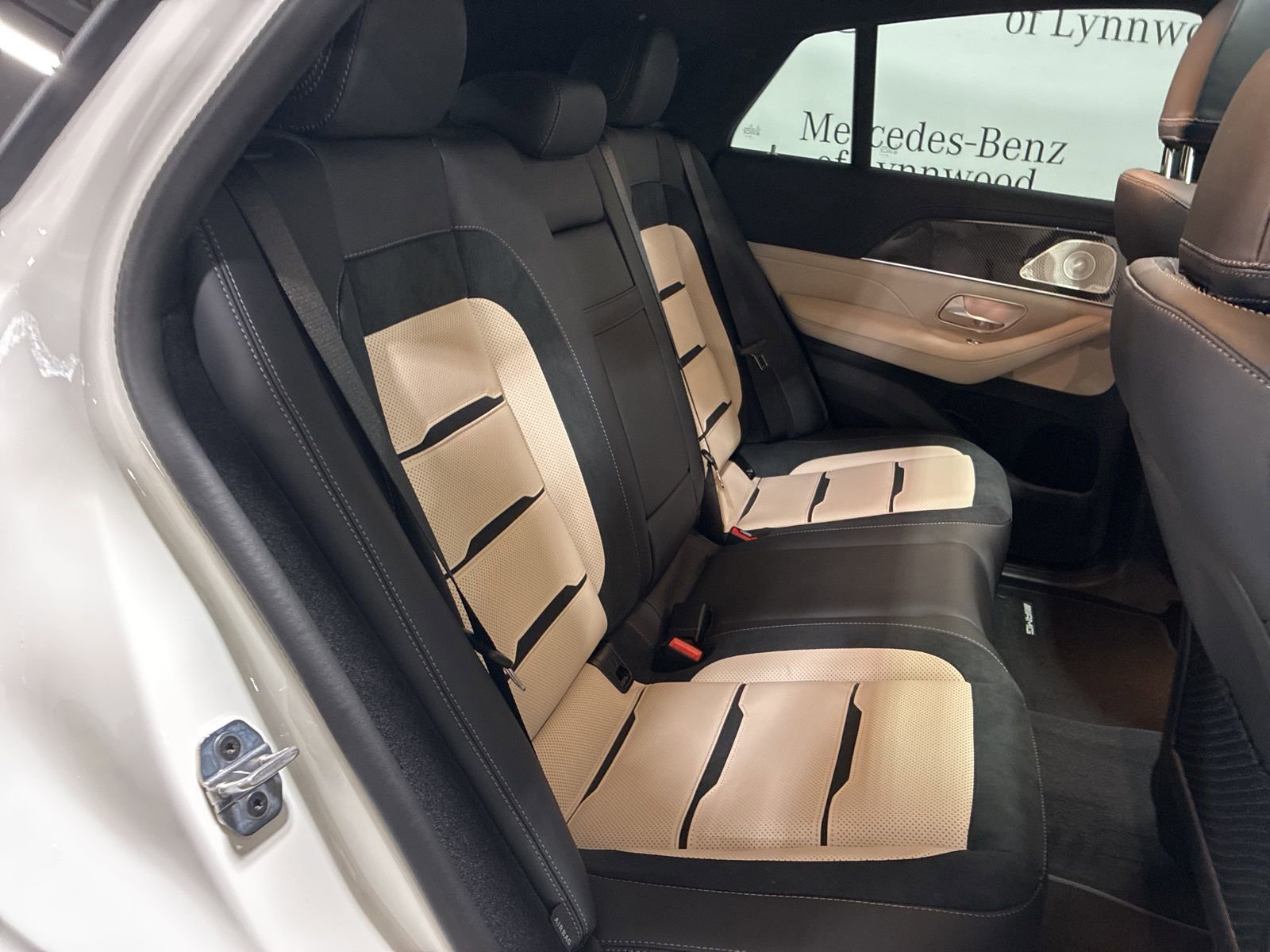 New 2026 Mercedes-Benz GLE 53 AMG 4MATIC Coupe image 21