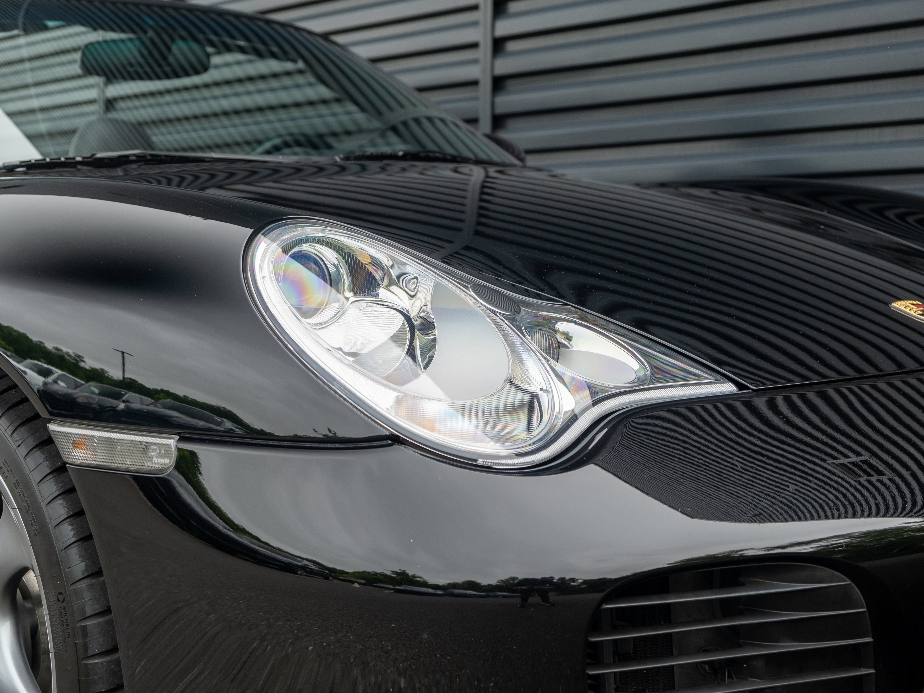 Used 2005 Porsche 911 Turbo AWD/4WD image 16