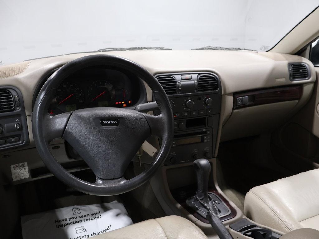 Used 2004 Volvo S40 FWD image 19