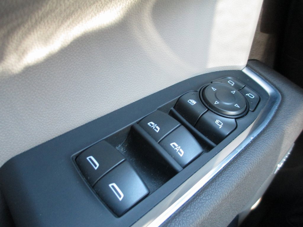 Used 2025 GMC Sierra 1500 SLT w/ SLT Premium Plus Package image 27