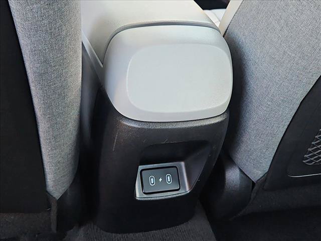 Used 2024 Hyundai Elantra Limited FWD image 18