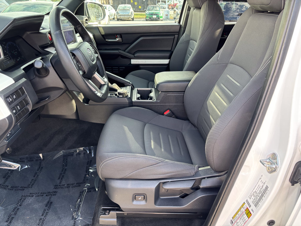 Used 2024 Toyota Tacoma TRD Off-Road AWD/4WD image 18