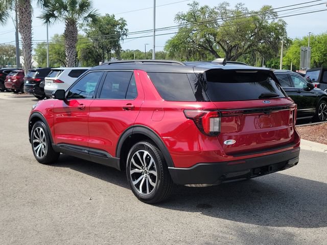 Used 2025 Ford Explorer ST-Line w/ Premium Package RWD image 5