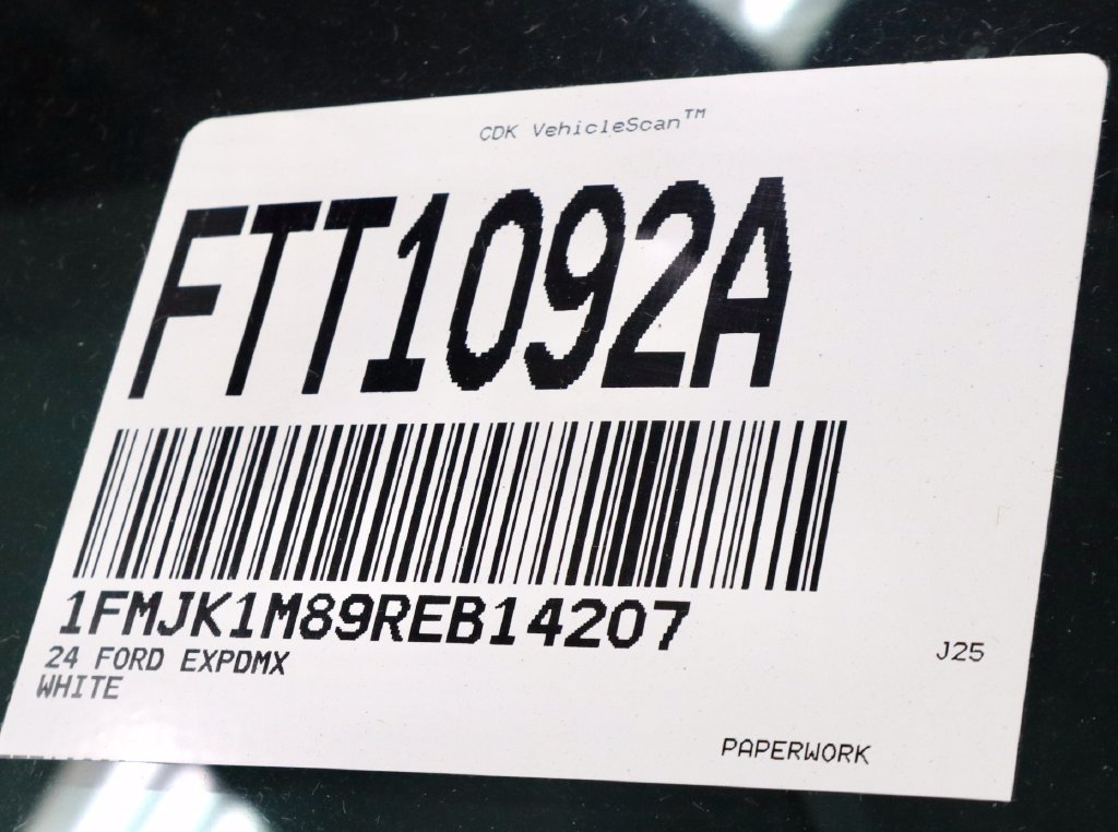 Certified 2024 Ford Expedition Max Platinum AWD/4WD image 32