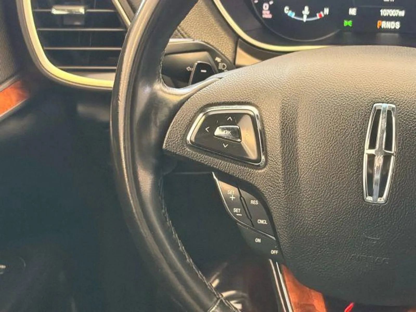 Used 2017 Lincoln MKX Select w/ Select Plus Package image 27