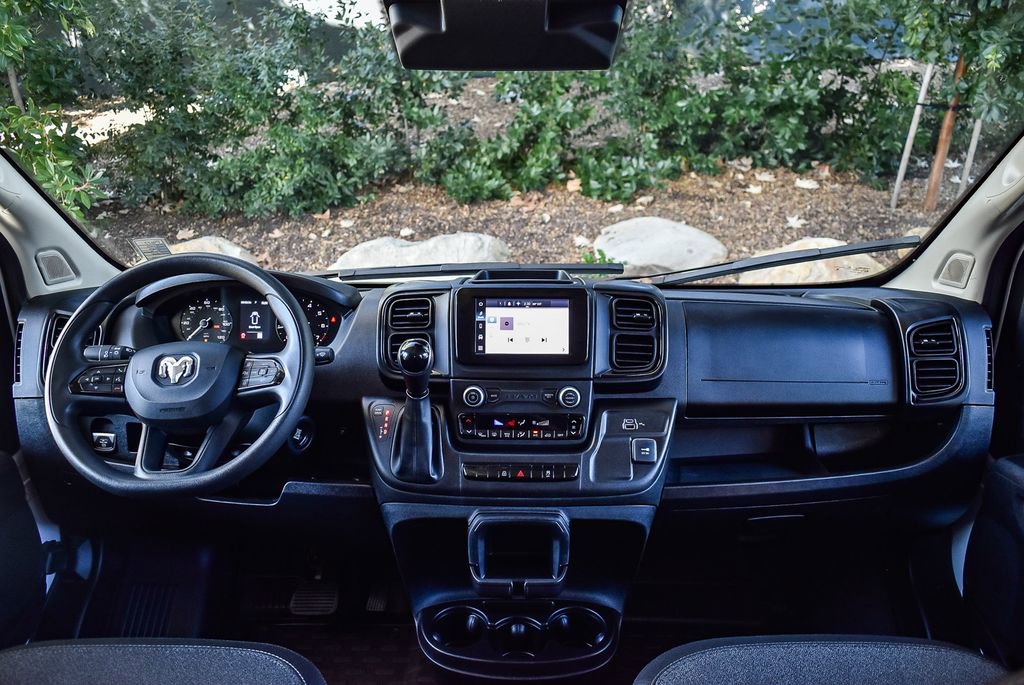 Used 2025 RAM ProMaster 2500 w/ Convenience Group image 19