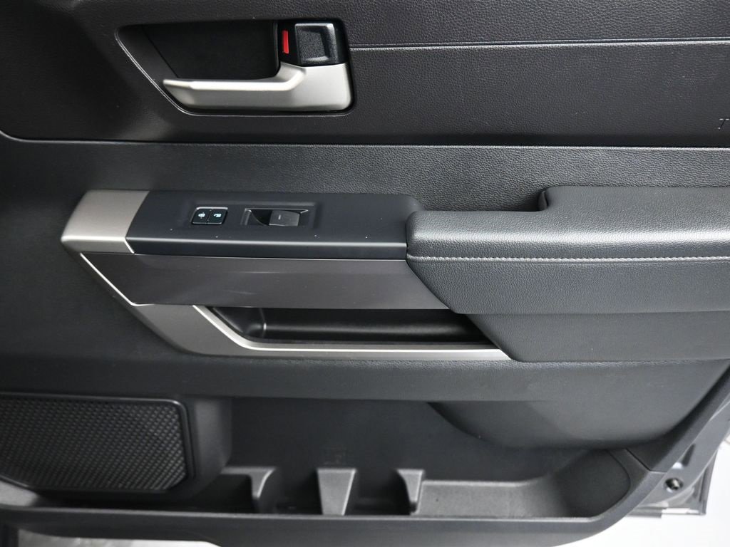 Used 2022 Toyota Tundra SR5 w/ SR5 Convenience Package image 51