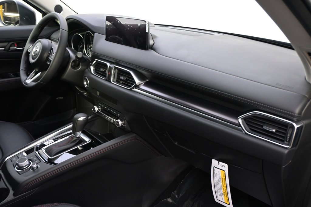 New 2025 MAZDA CX-5 Carbon Edition image 15
