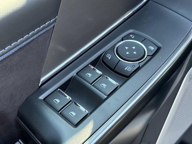 New 2025 Ford F150 Platinum w/ Equipment Group 702A High image 21