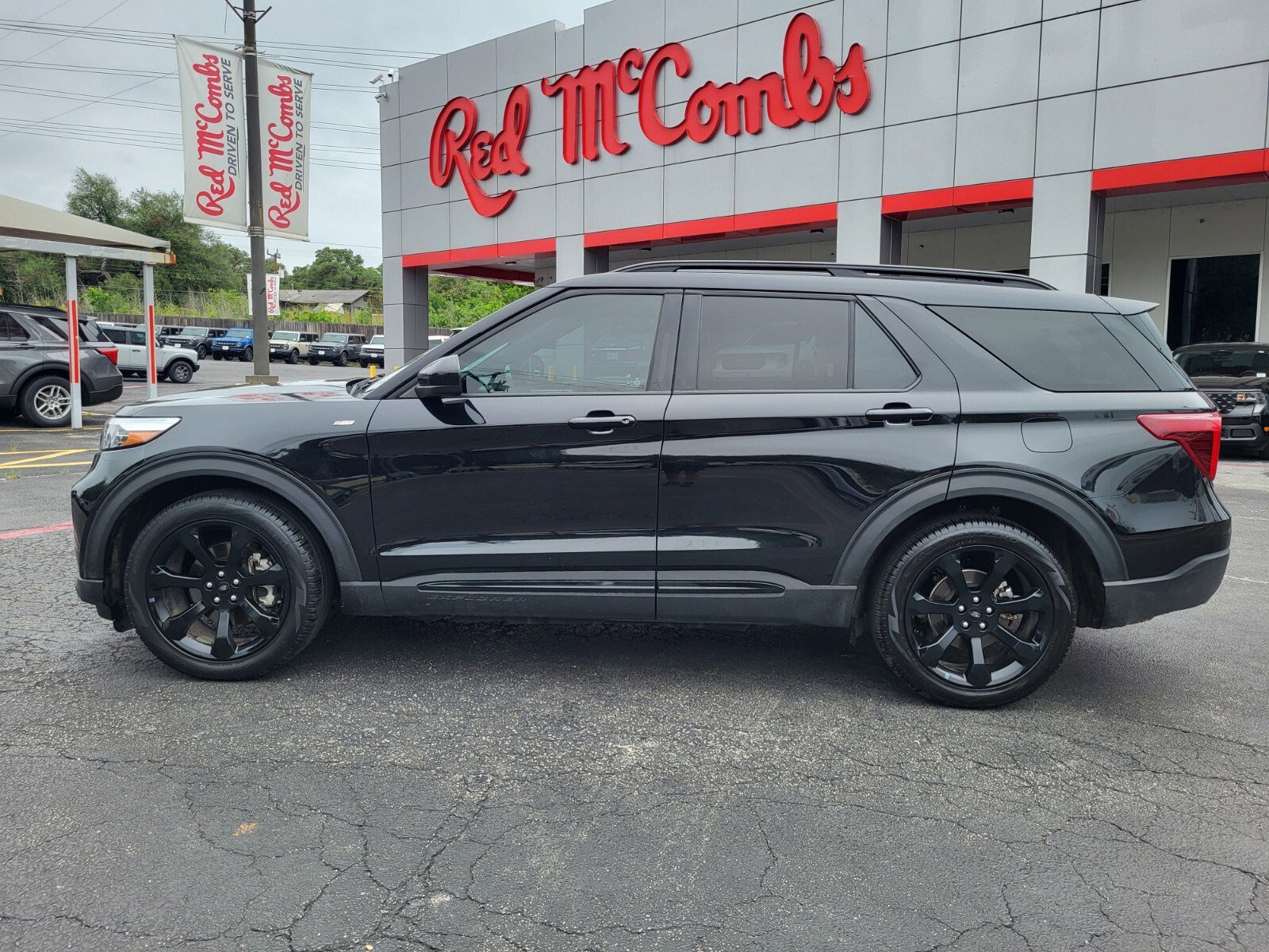 Certified 2024 Ford Explorer ST-Line w/ Class IV Trailer Tow Package RWD image 7