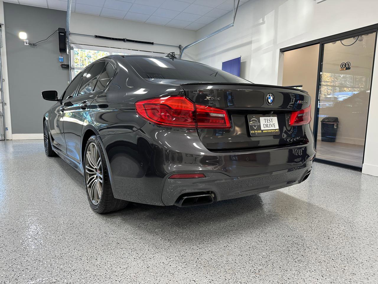 Used 2018 BMW M550i xDrive AWD/4WD image 6