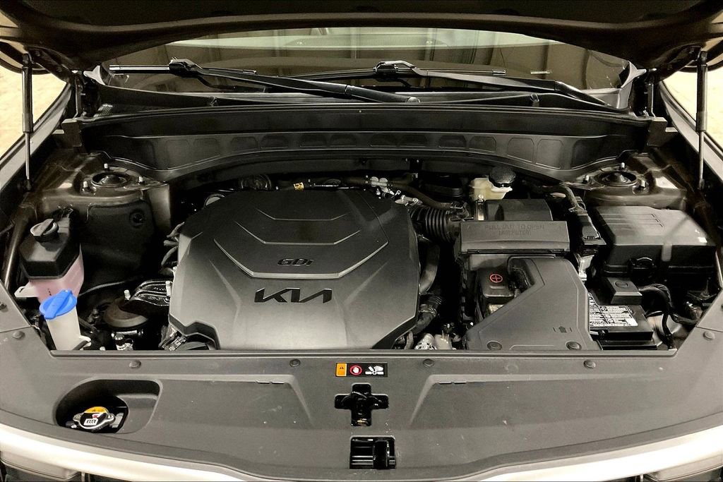 Used 2025 Kia Telluride S AWD/4WD image 10