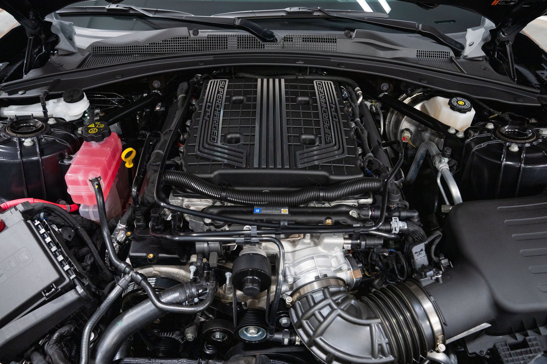 Used 2024 Chevrolet Camaro ZL1 RWD image 9