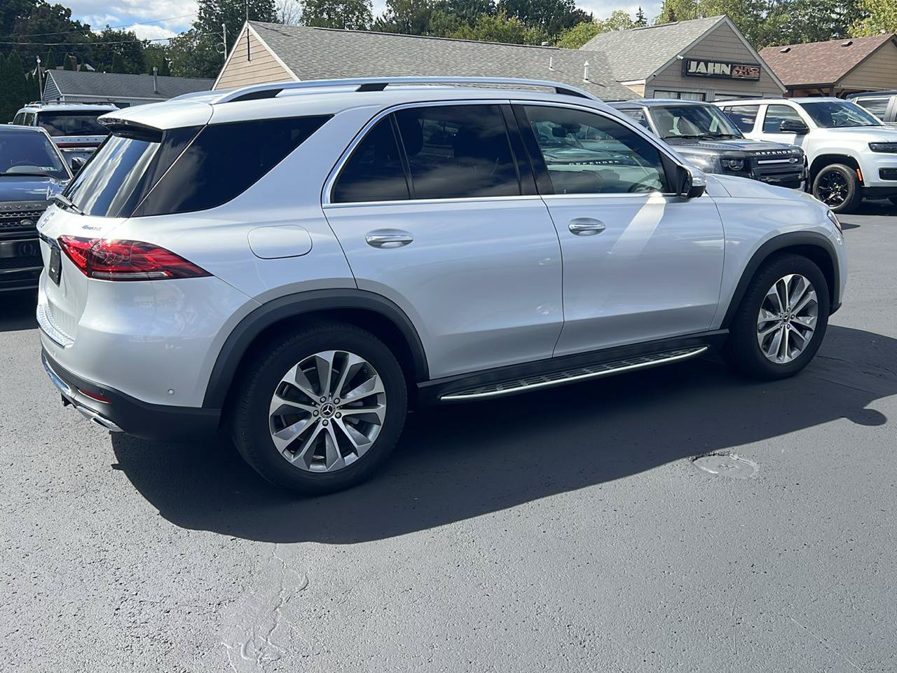 Used 2020 Mercedes-Benz GLE 350 4MATIC image 5