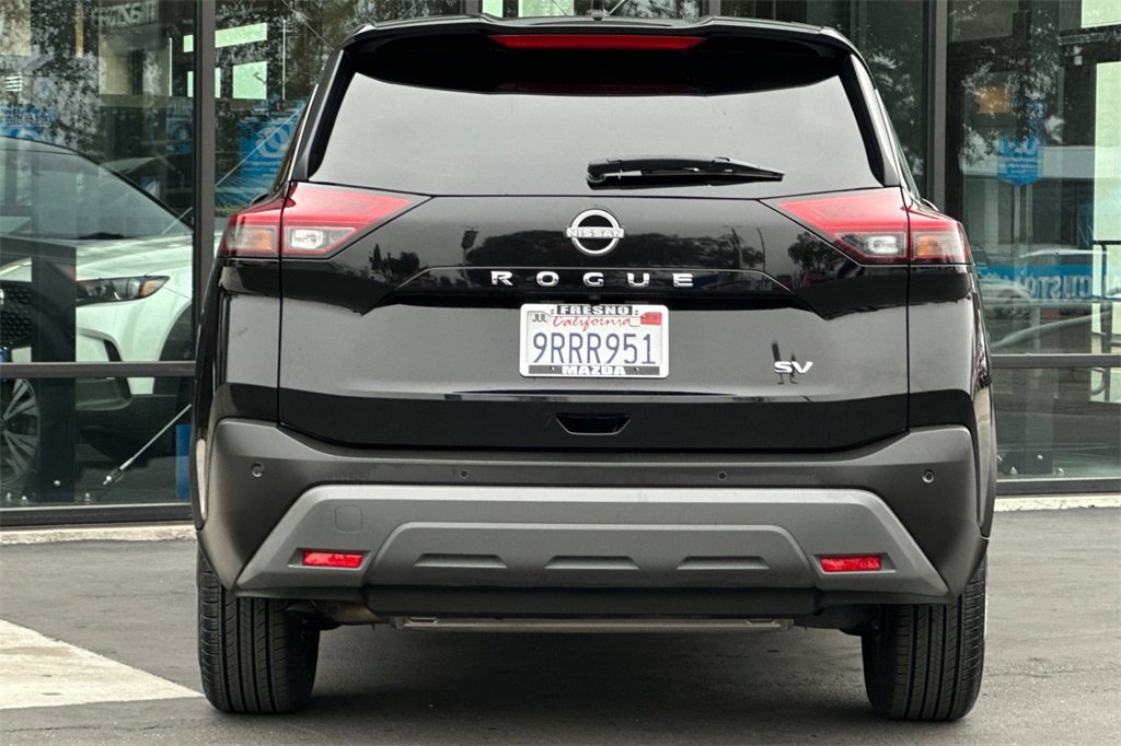 Used 2023 Nissan Rogue SV image 7