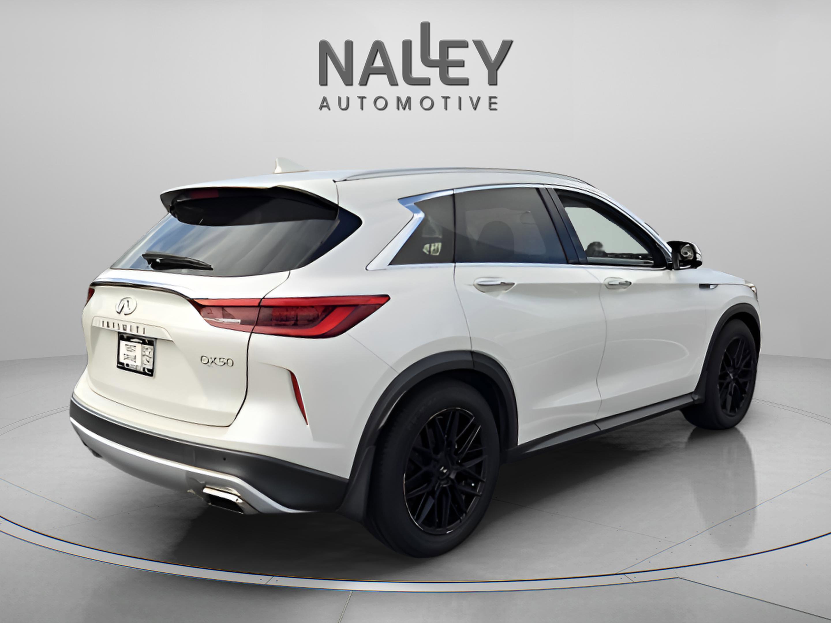 Used 2019 INFINITI QX50 Essential w/ Premium Heat Package image 6