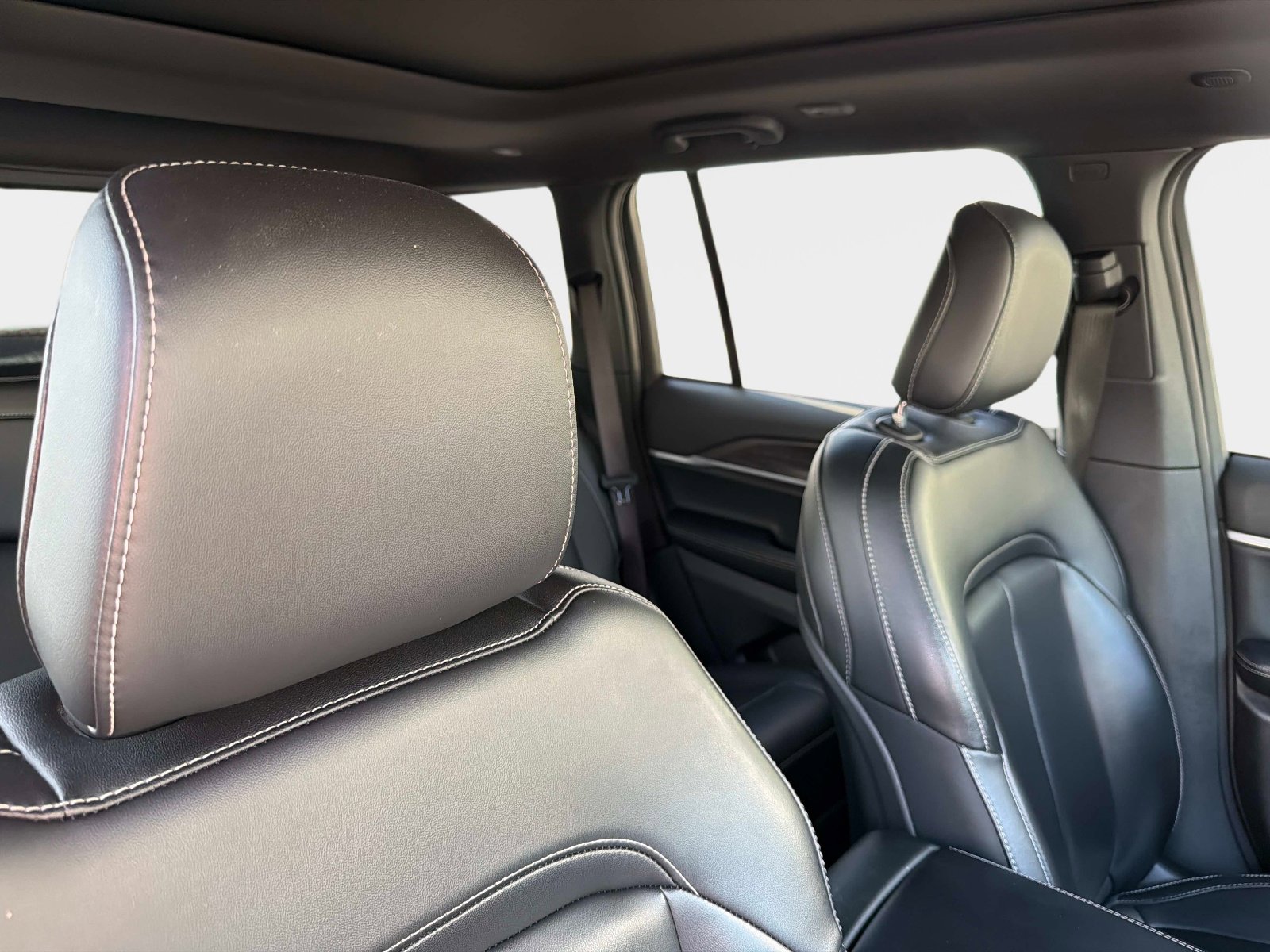 Used 2025 Jeep Grand Cherokee Limited 4xe image 24