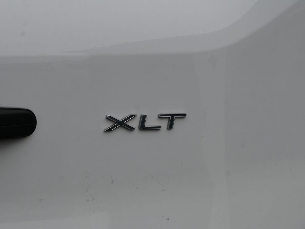 Used 2023 Ford Transit 350 XLT RWD image 8