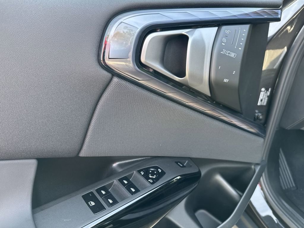 New 2026 BMW X3 xDrive30 w/ Premium Package image 17