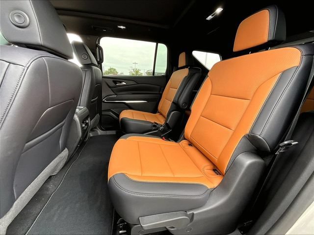 New 2027 Chevrolet Traverse Z71 w/ Driver Confidence Package AWD/4WD image 14