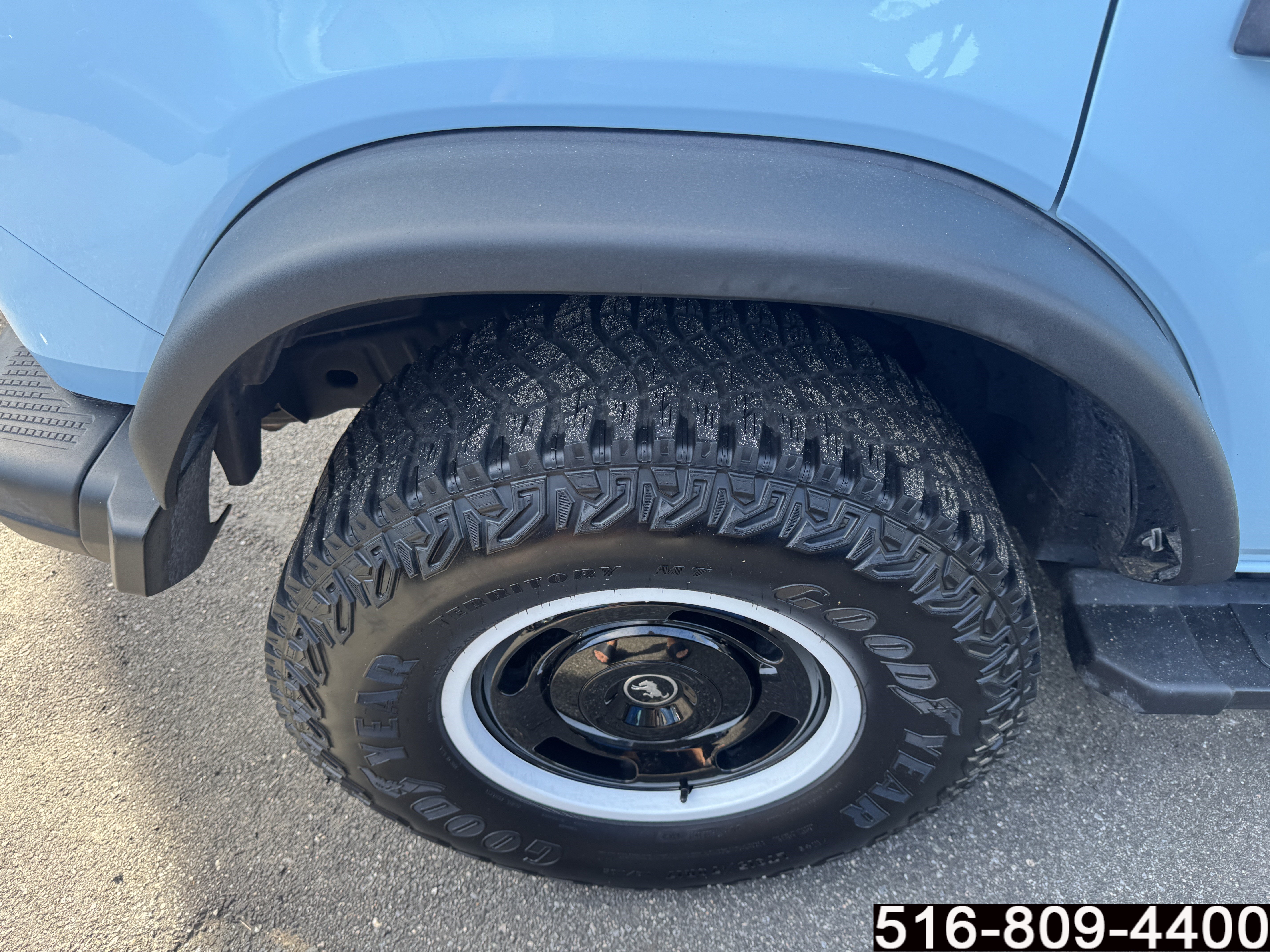 Used 2023 Ford Bronco Heritage Edition AWD/4WD image 12