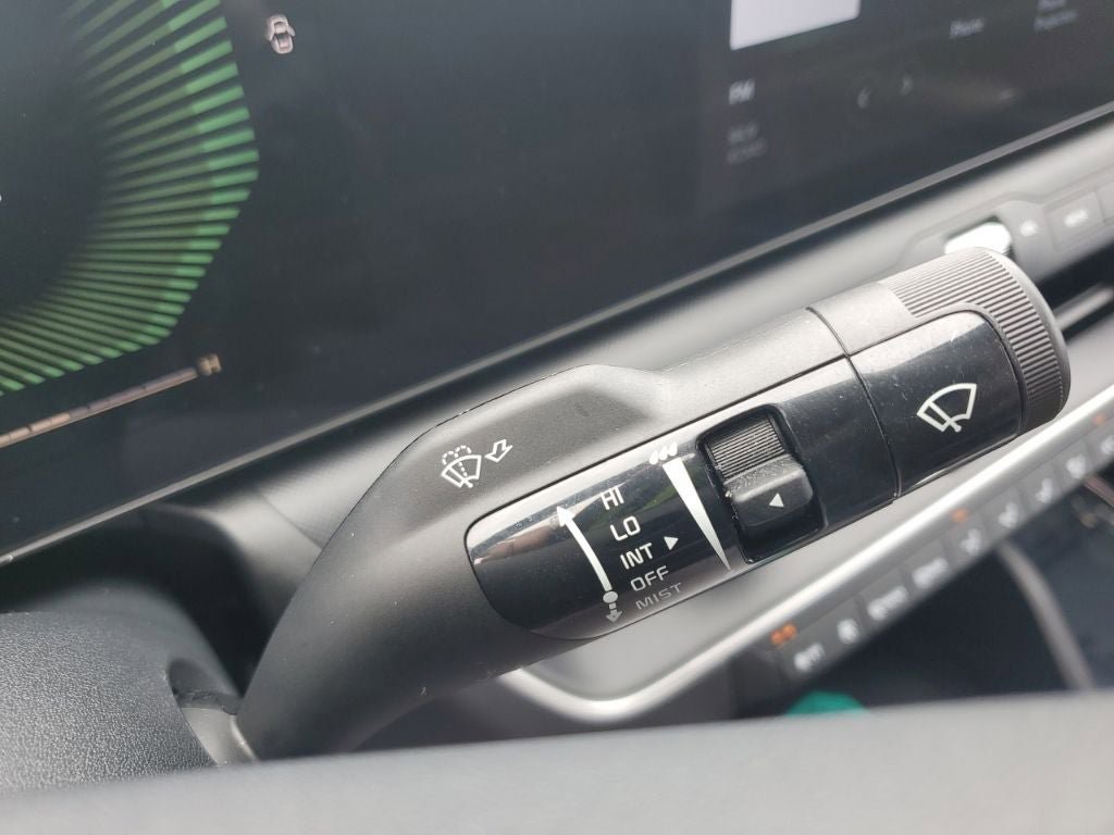 Used 2025 Kia K4 FWD image 18