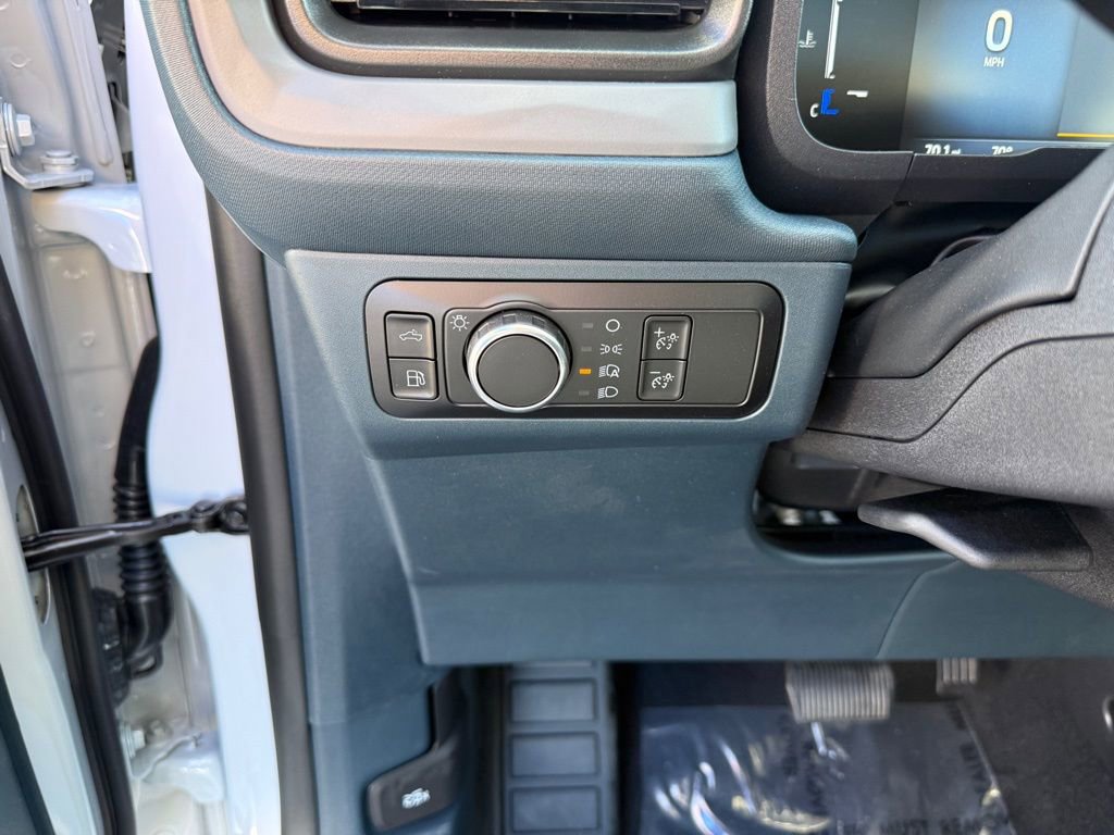 New 2026 Ford Maverick XL image 8