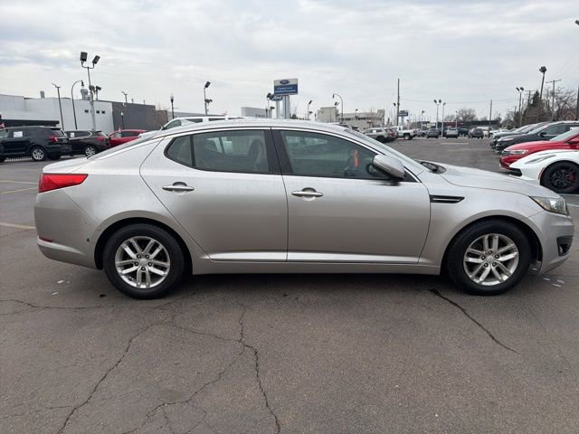Used 2013 Kia Optima LX w/ Convenience Pkg image 9