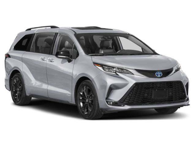 Used 2023 Toyota Sienna XSE FWD image 6