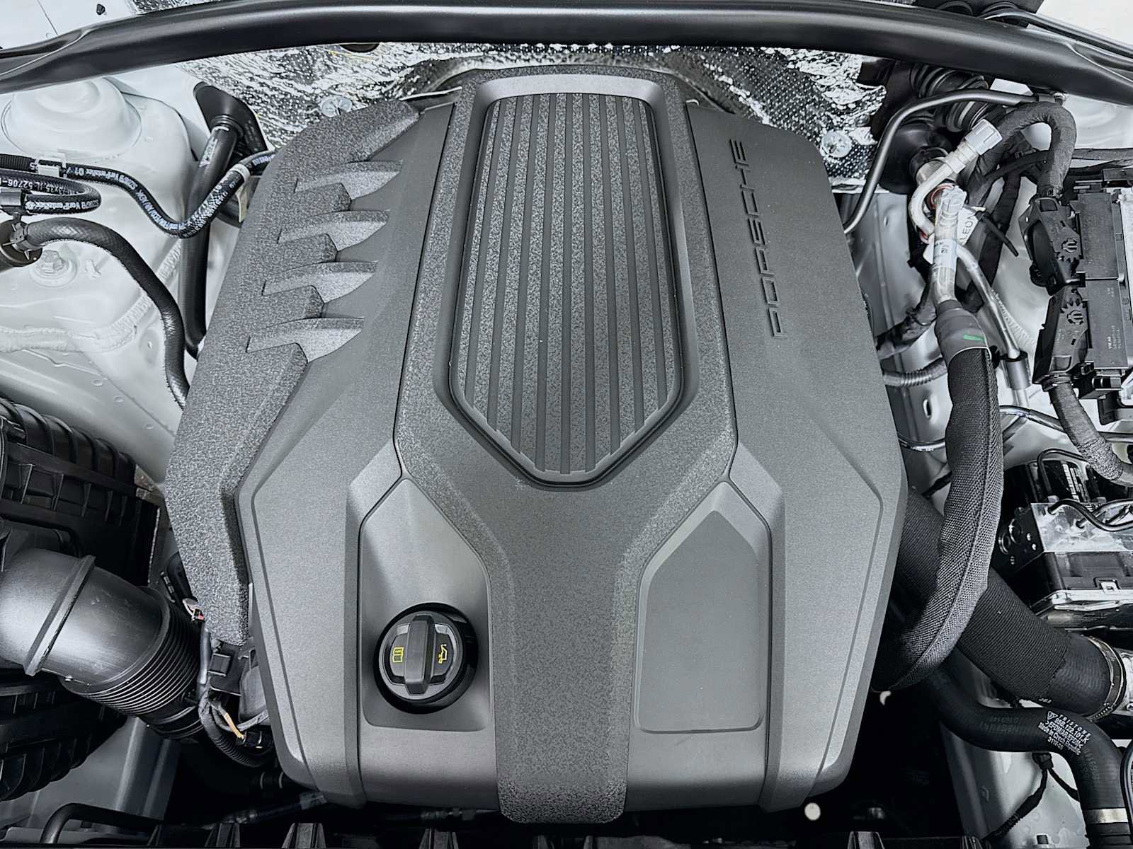 New 2026 Porsche Macan image 32