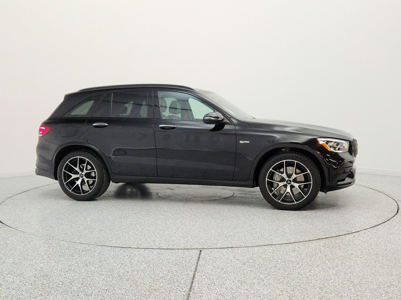 Used 2021 Mercedes-Benz GLC 43 AMG 4MATIC image 4