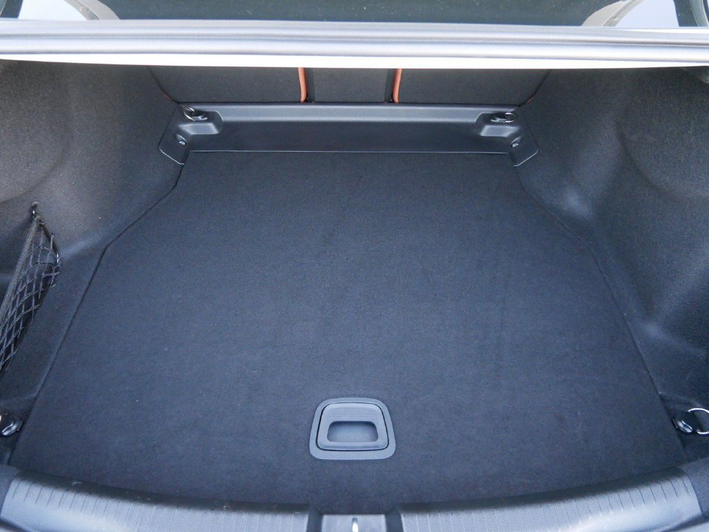 Used 2025 Mercedes-Benz C 300 4MATIC Sedan image 12