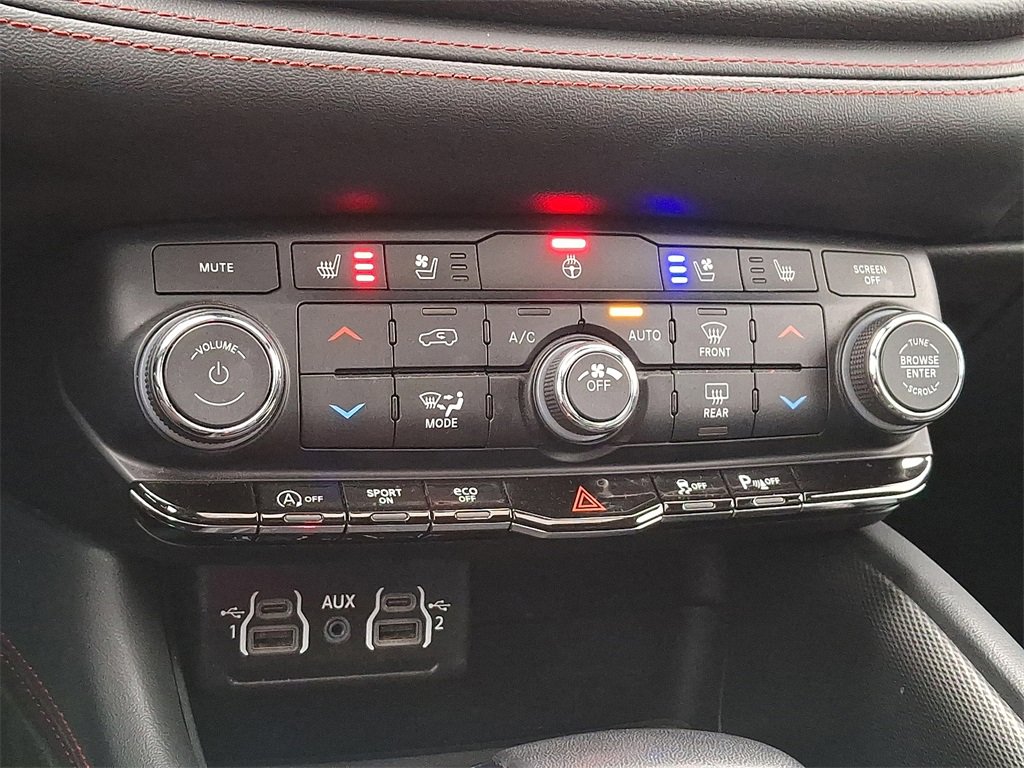 Used 2024 Dodge Durango GT image 17