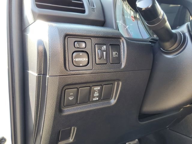 Used 2021 Toyota 4Runner SR5 Premium image 10