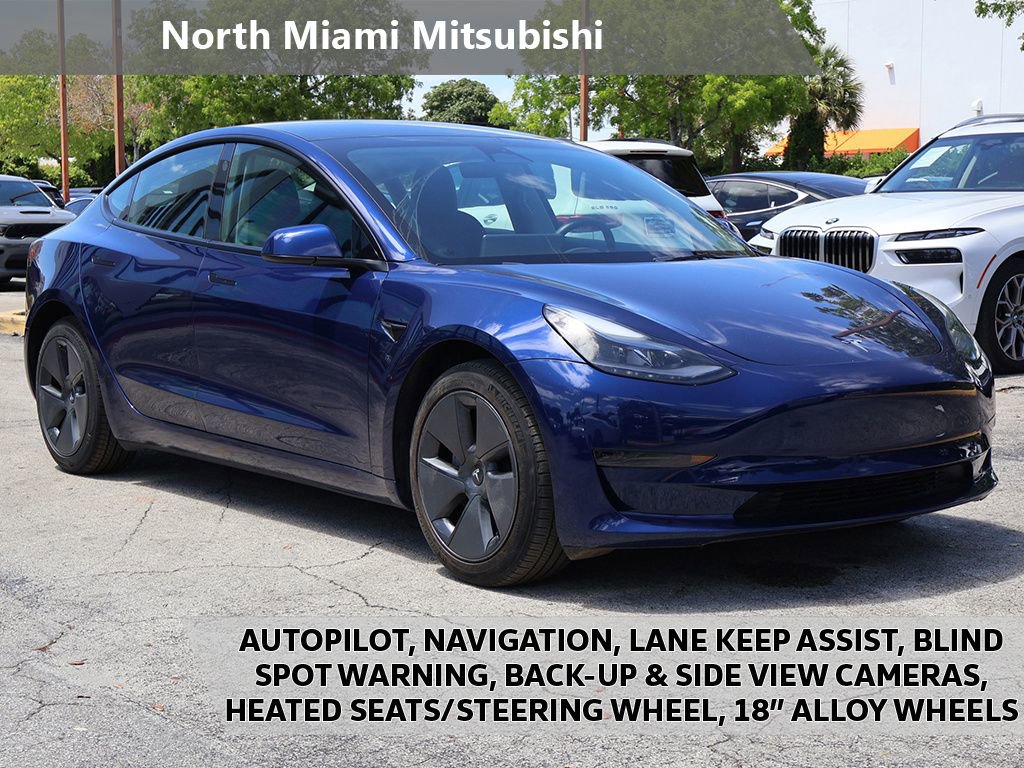 Used 2023 Tesla Model 3 Standard Range RWD image 1