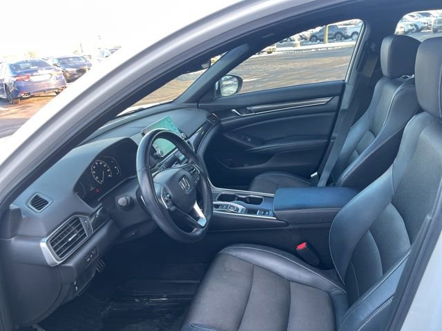 Used 2018 Honda Accord Sport image 18