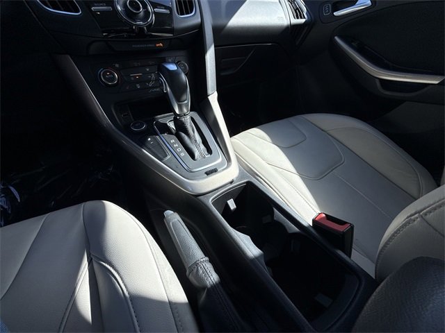 Used 2017 Ford Focus Titanium w/ Titanium Technology Package image 21
