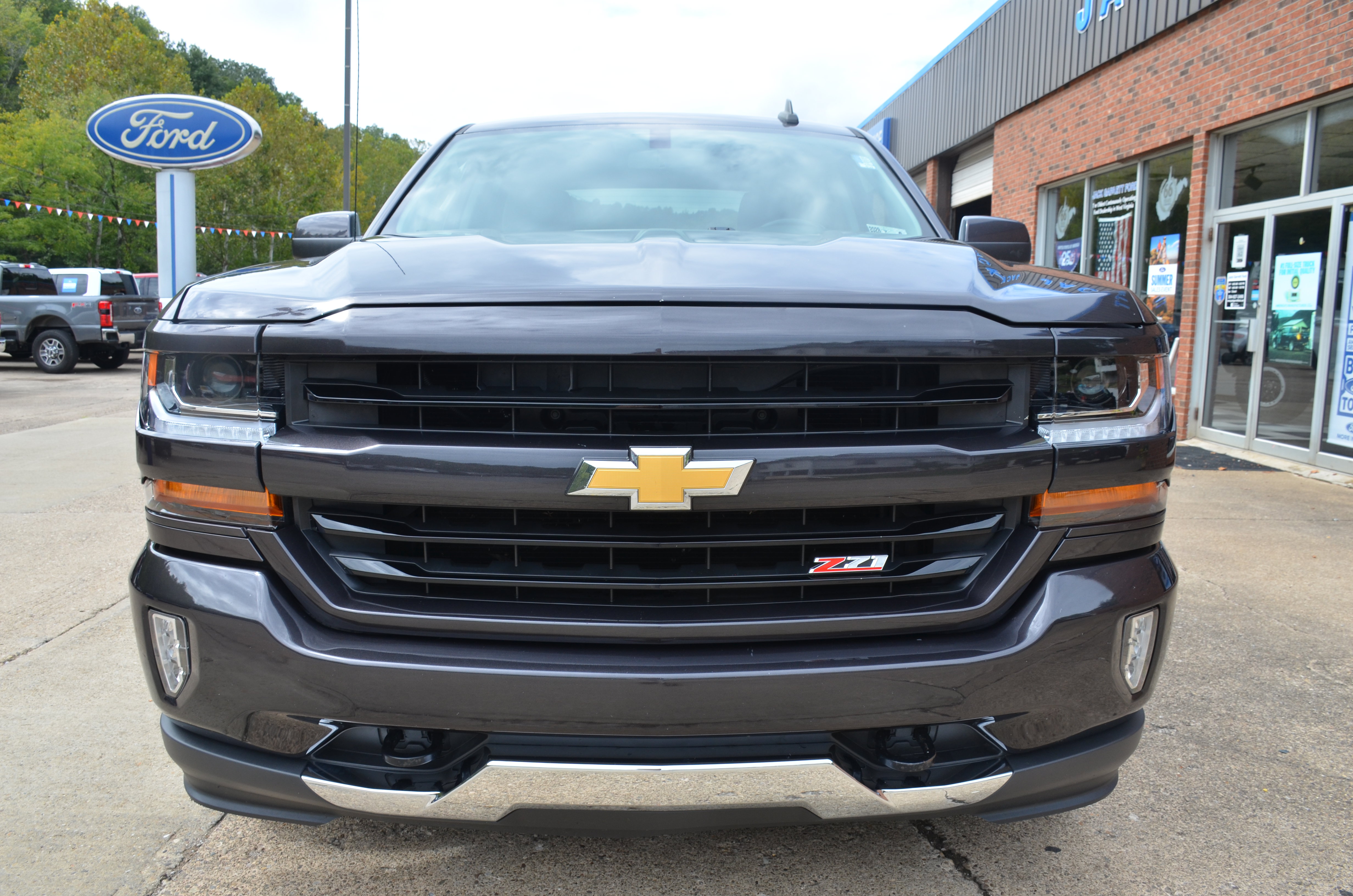 Used 2016 Chevrolet Silverado 1500 LT w/ All Star Edition AWD/4WD image 5