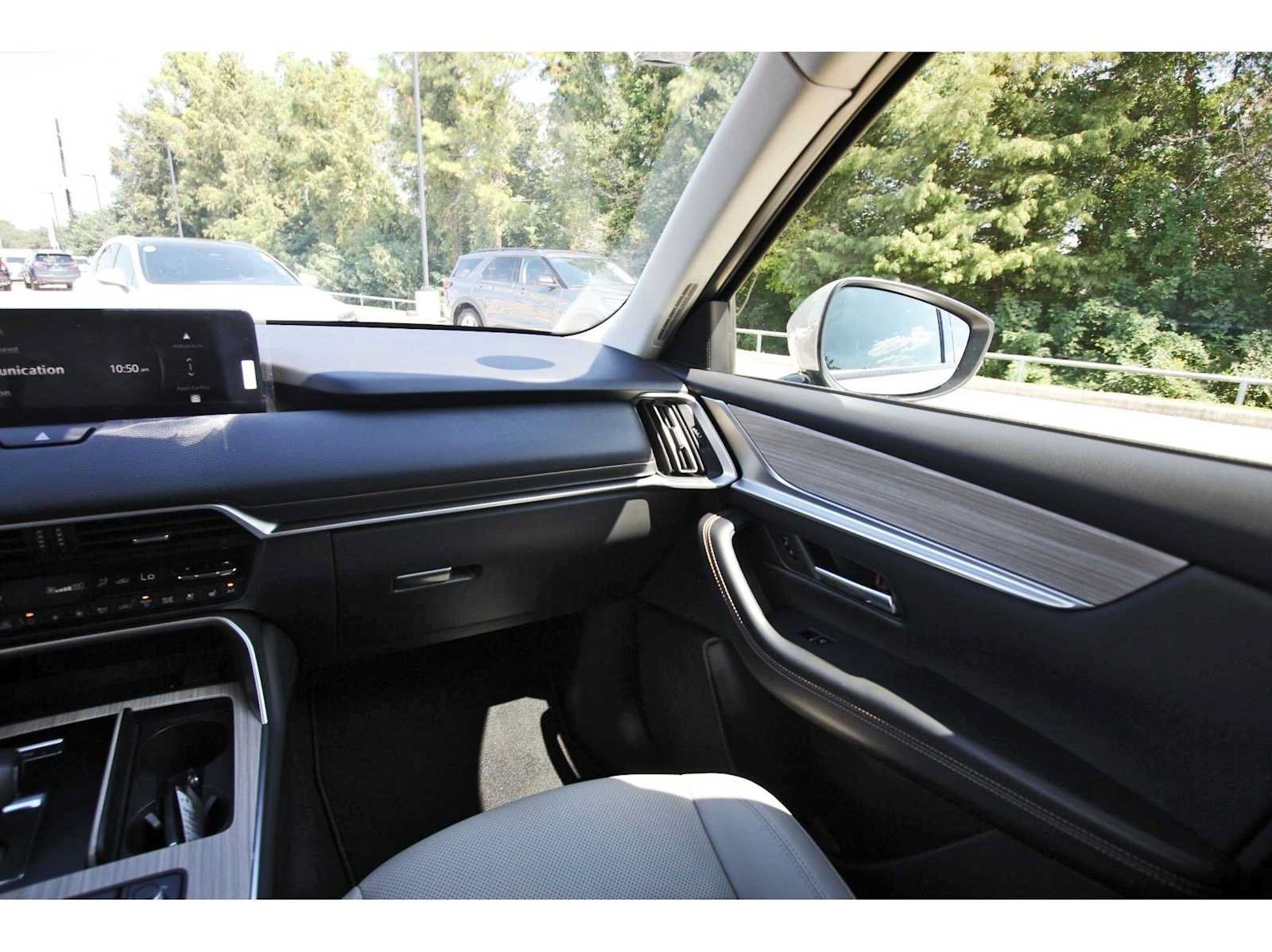 Used 2026 MAZDA CX-90 3.3 Turbo w/ Preferred Package AWD/4WD image 8