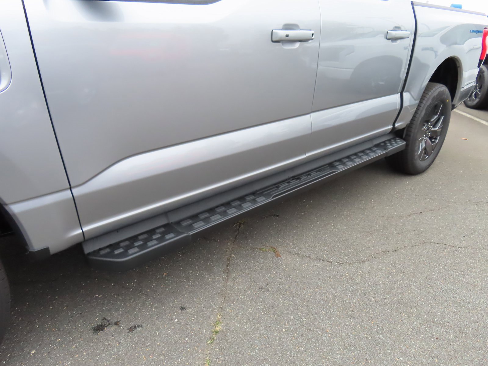 New 2025 Ford F150 Lightning Flash image 7