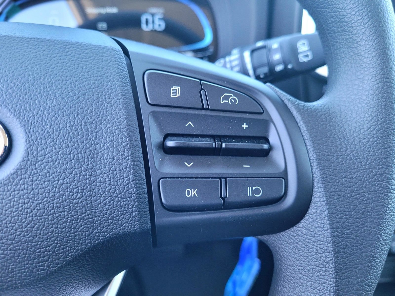 New 2026 Hyundai Venue SE FWD image 19
