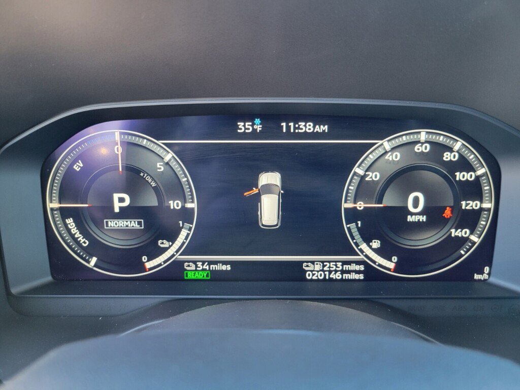 Used 2023 Mitsubishi Outlander SE image 25