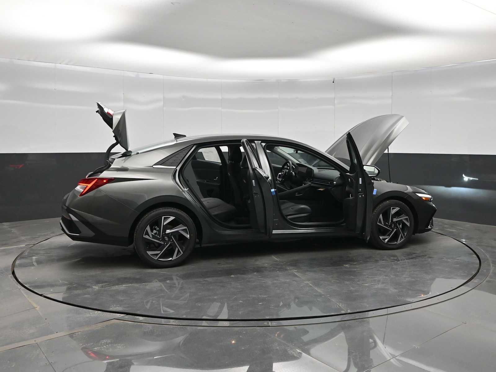 New 2026 Hyundai Elantra Limited FWD image 47