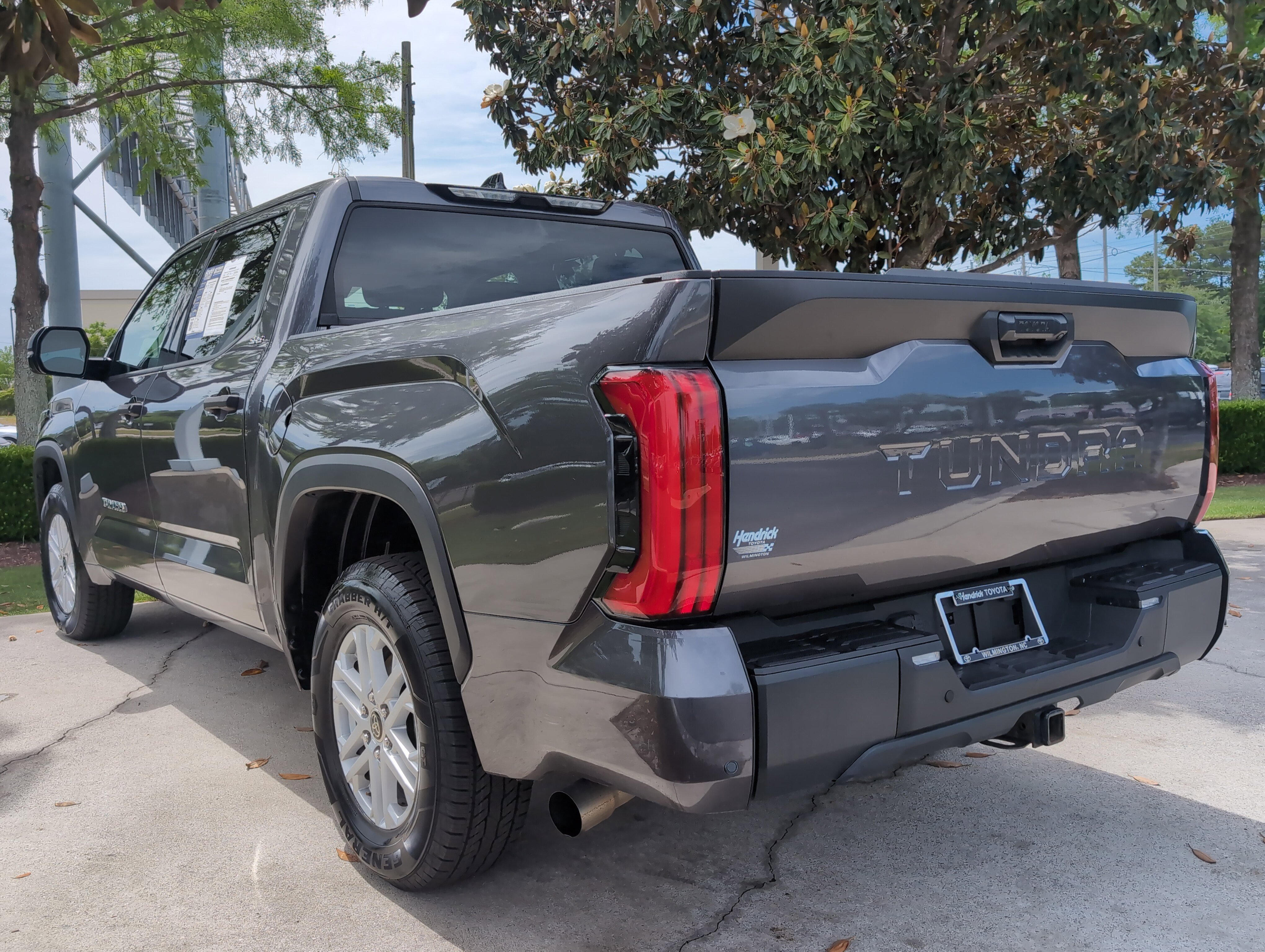 Certified 2022 Toyota Tundra SR5 w/ Convenience Package RWD image 8