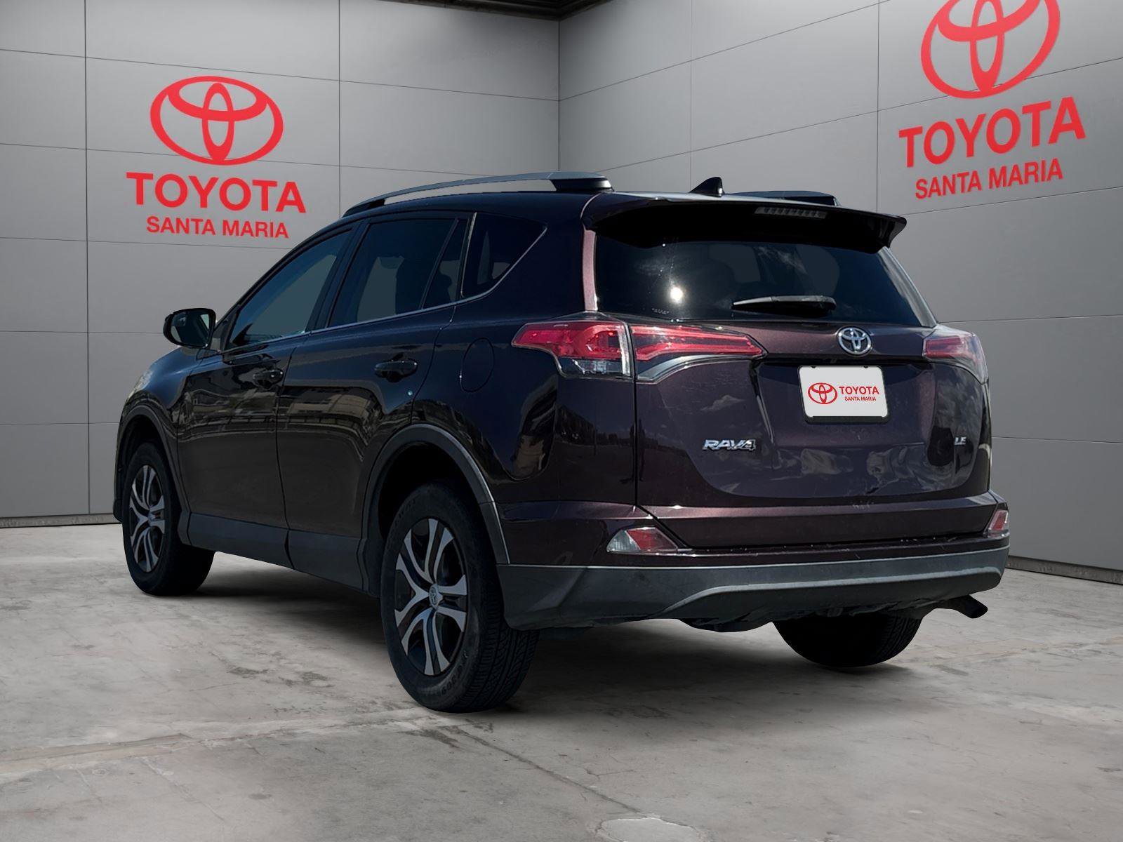 Used 2017 Toyota RAV4 LE w/ Carpet Mat Package FWD image 2