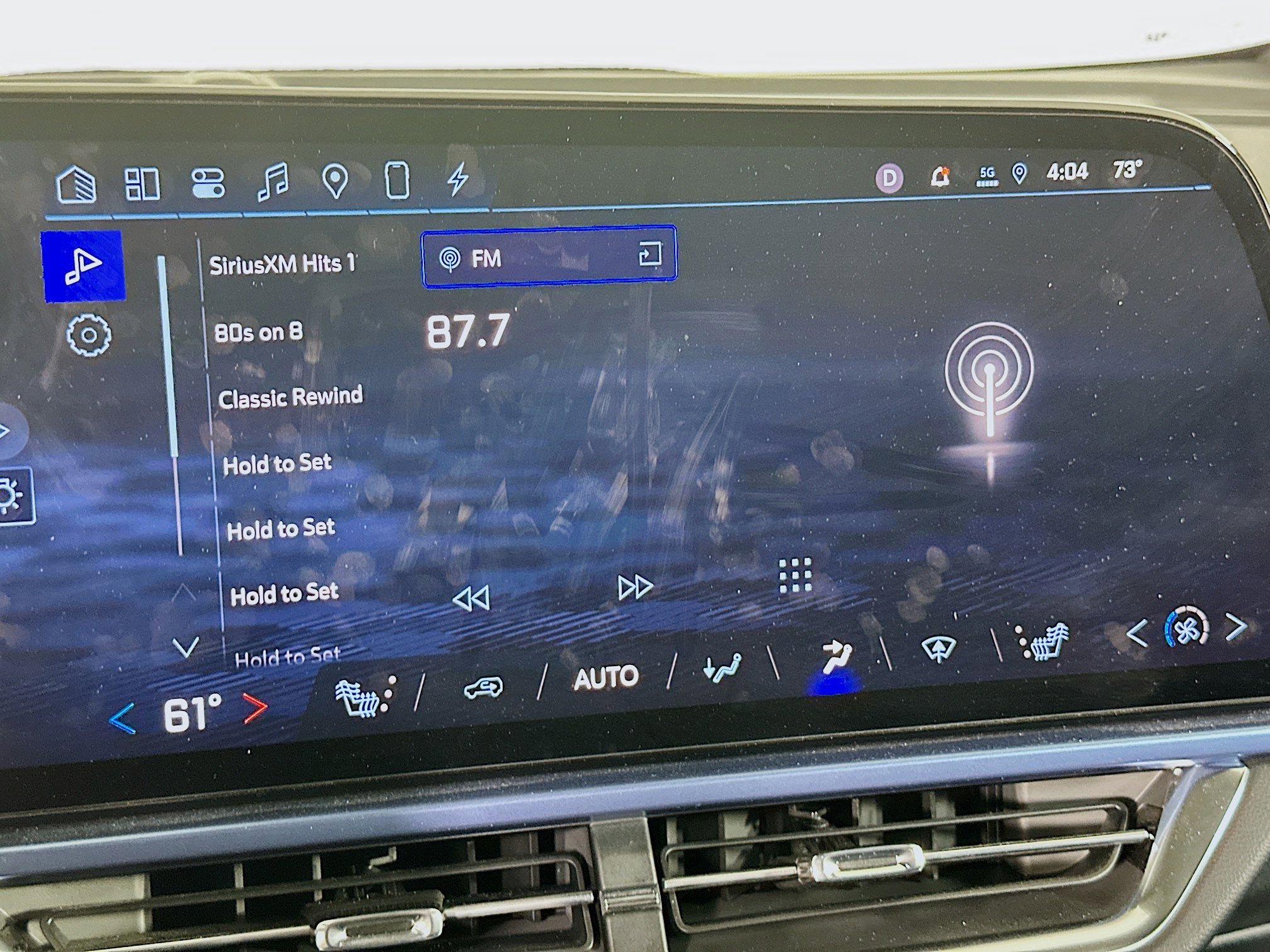 Used 2024 Chevrolet Equinox EV LT w/ LPO, Blackout Package FWD image 21