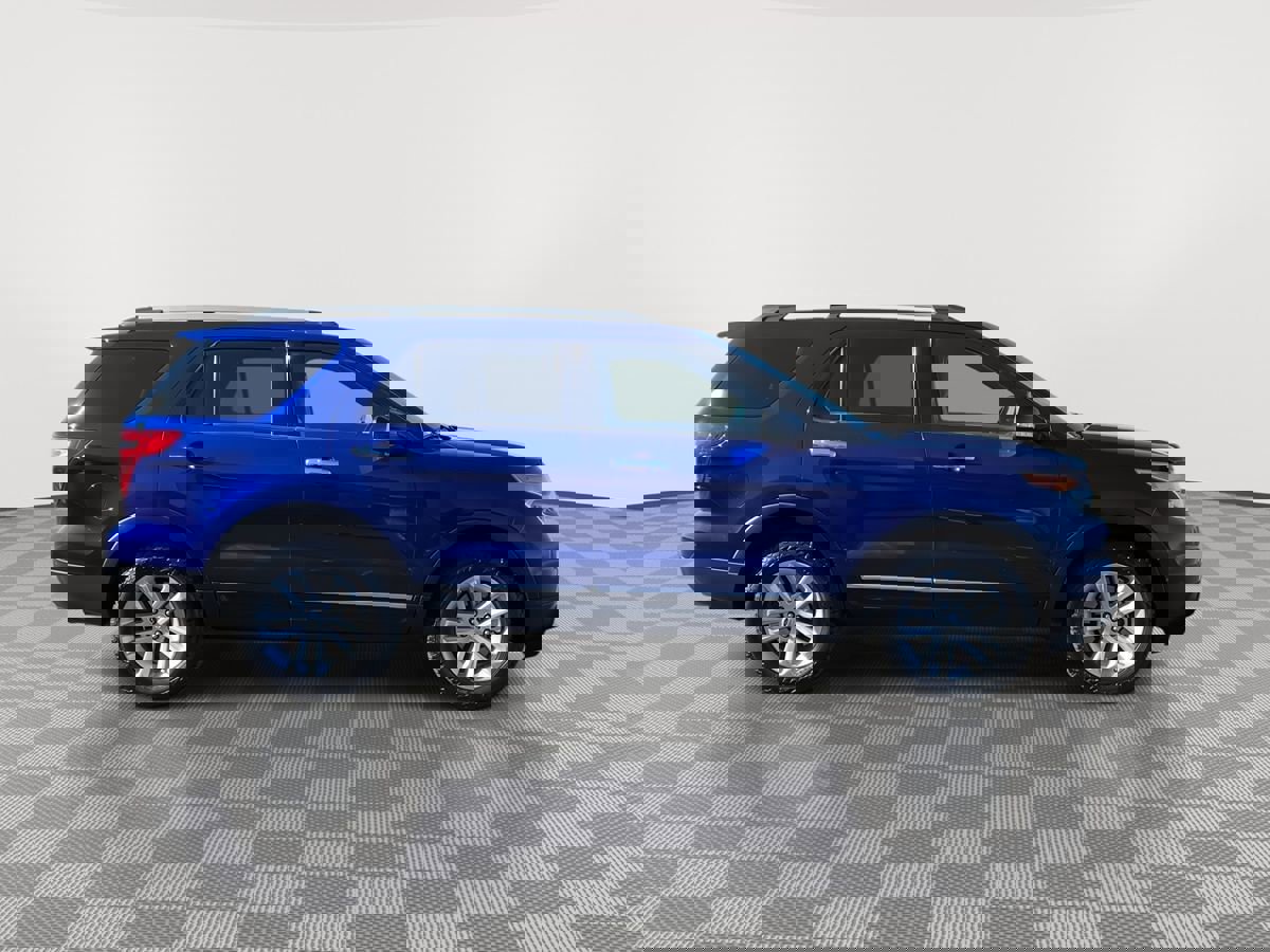 Used 2014 Ford Explorer XLT w/ Equipment Group 201A image 8